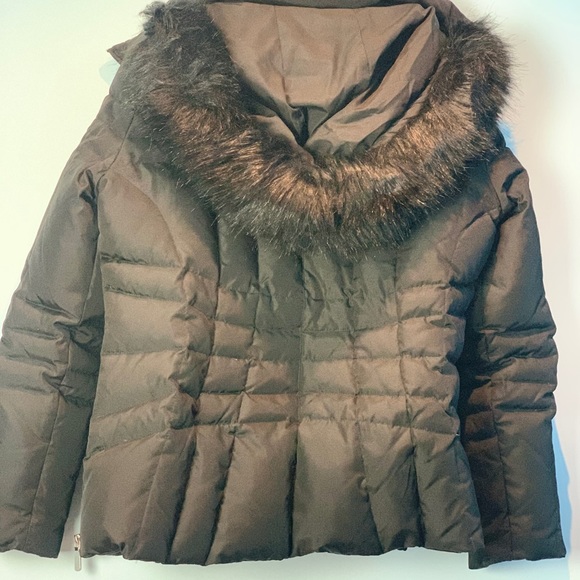 Women’s Black Calvin Klein Winter Jacket size Large - classic style and comfort - Picture 2 of 5